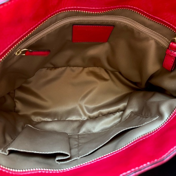 Coach Glossy Red Tote Bag - Picture 3 of 4